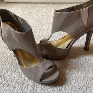 Nude platform heels